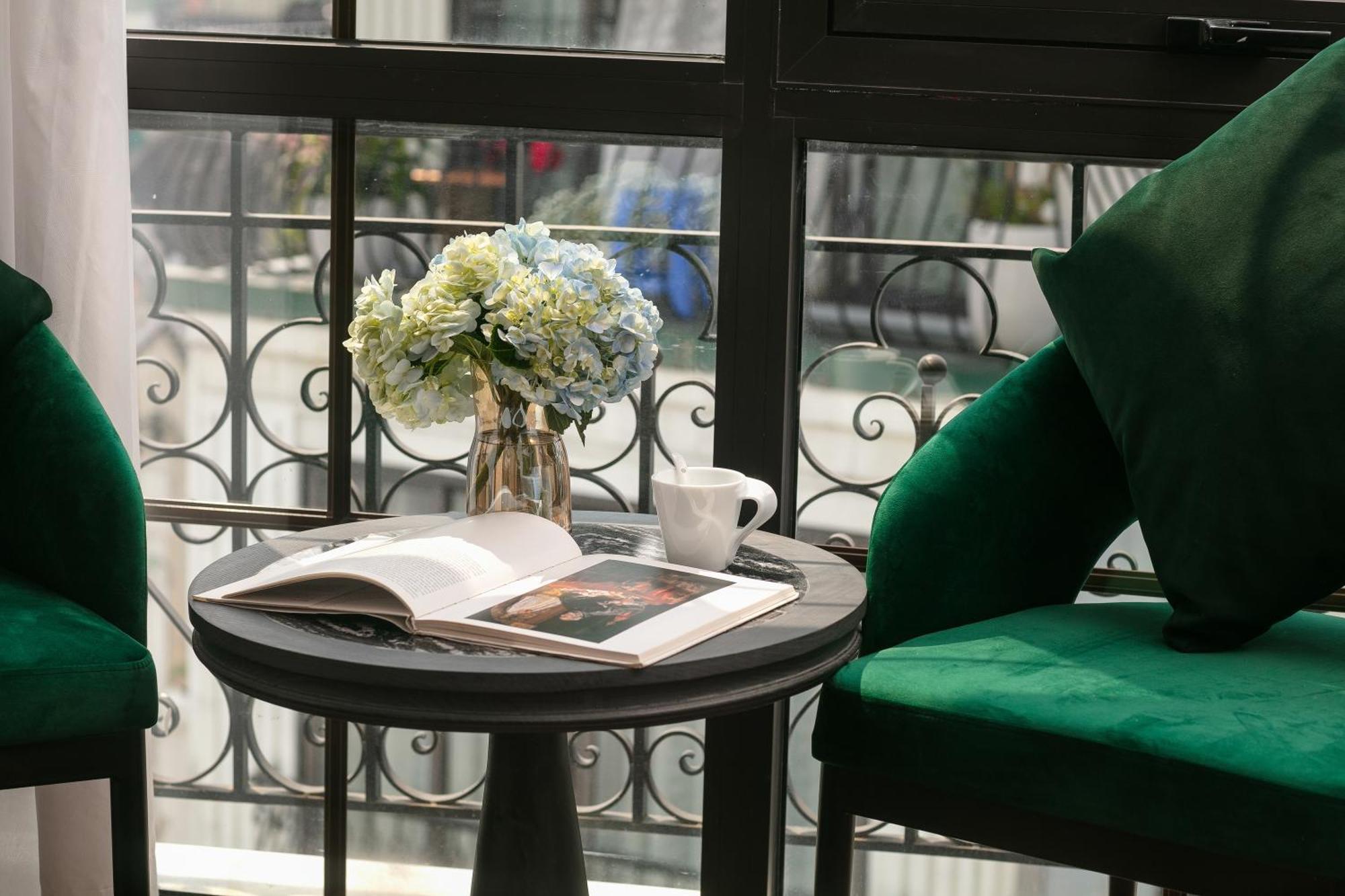 Hanoi Plaza Suite Hotel & Spa Kültér fotó