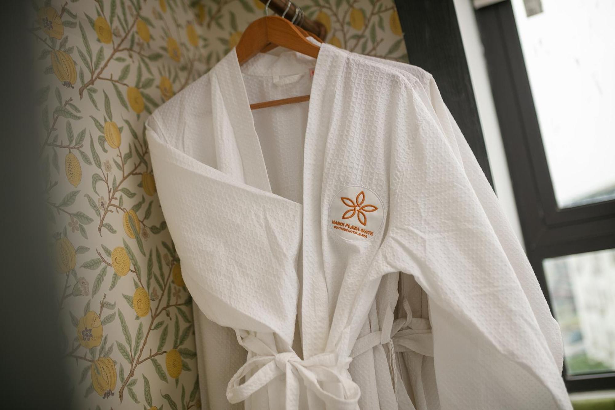 Hanoi Plaza Suite Hotel & Spa Kültér fotó