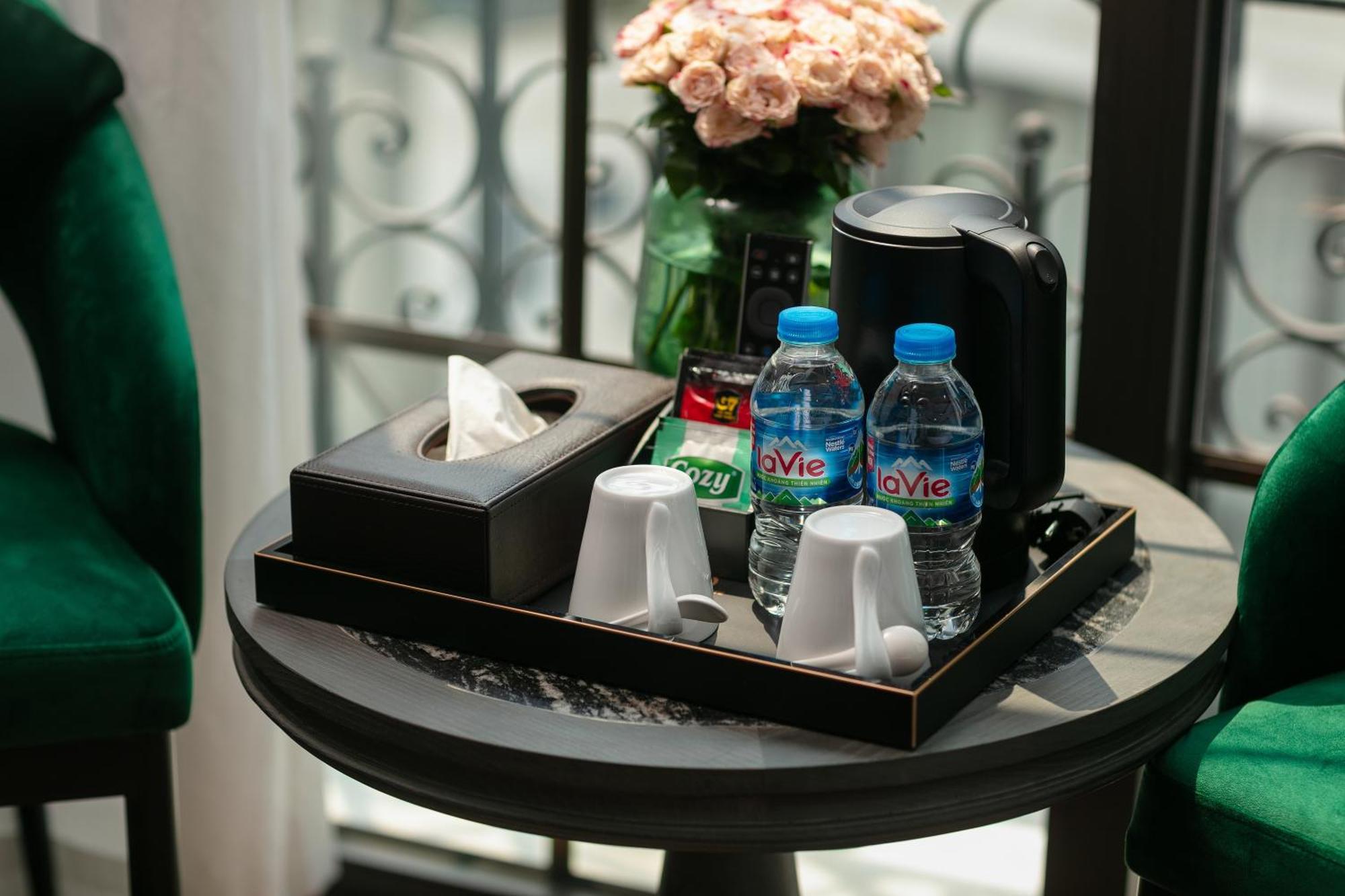 Hanoi Plaza Suite Hotel & Spa Kültér fotó