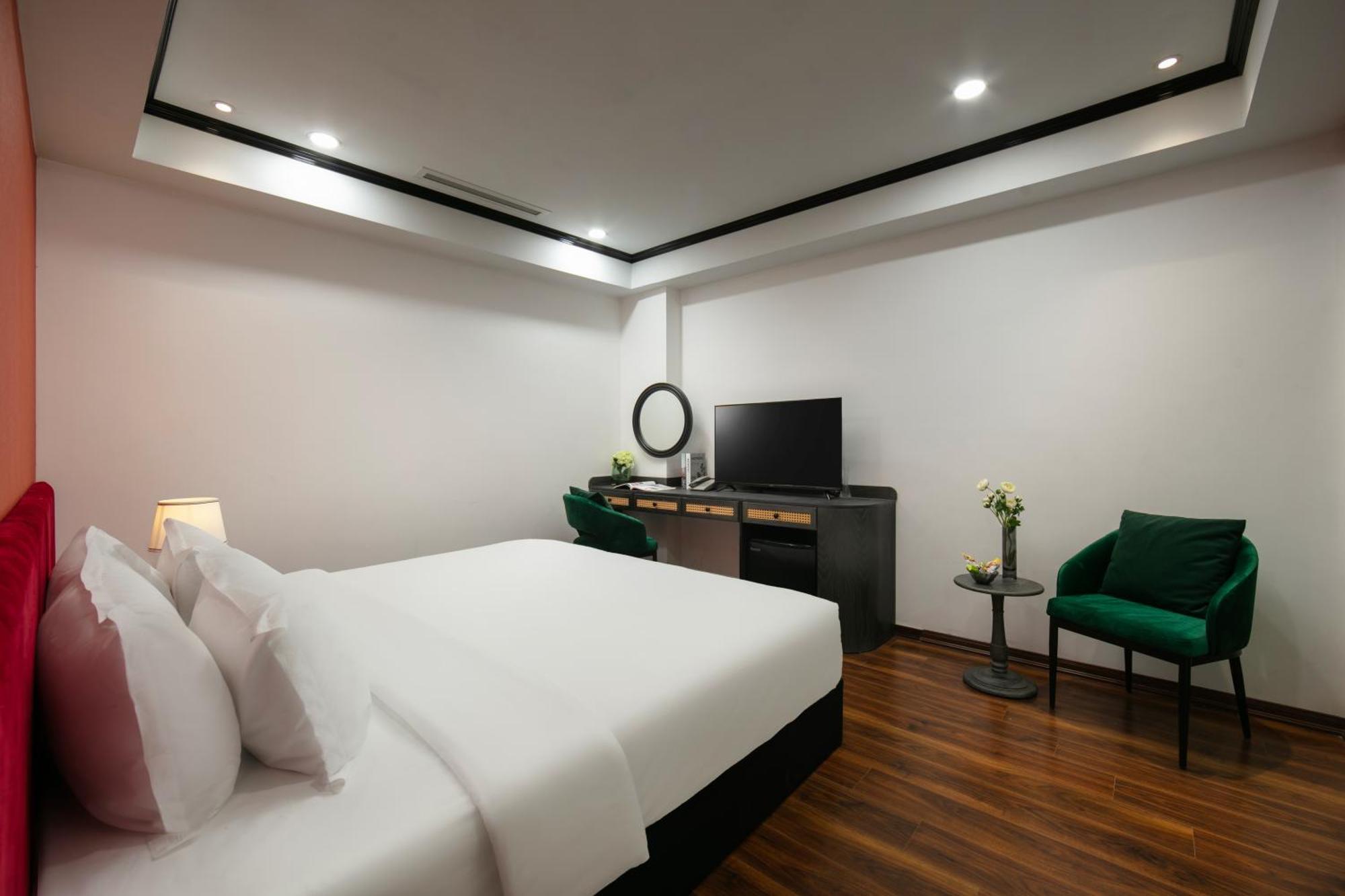 Hanoi Plaza Suite Hotel & Spa Kültér fotó